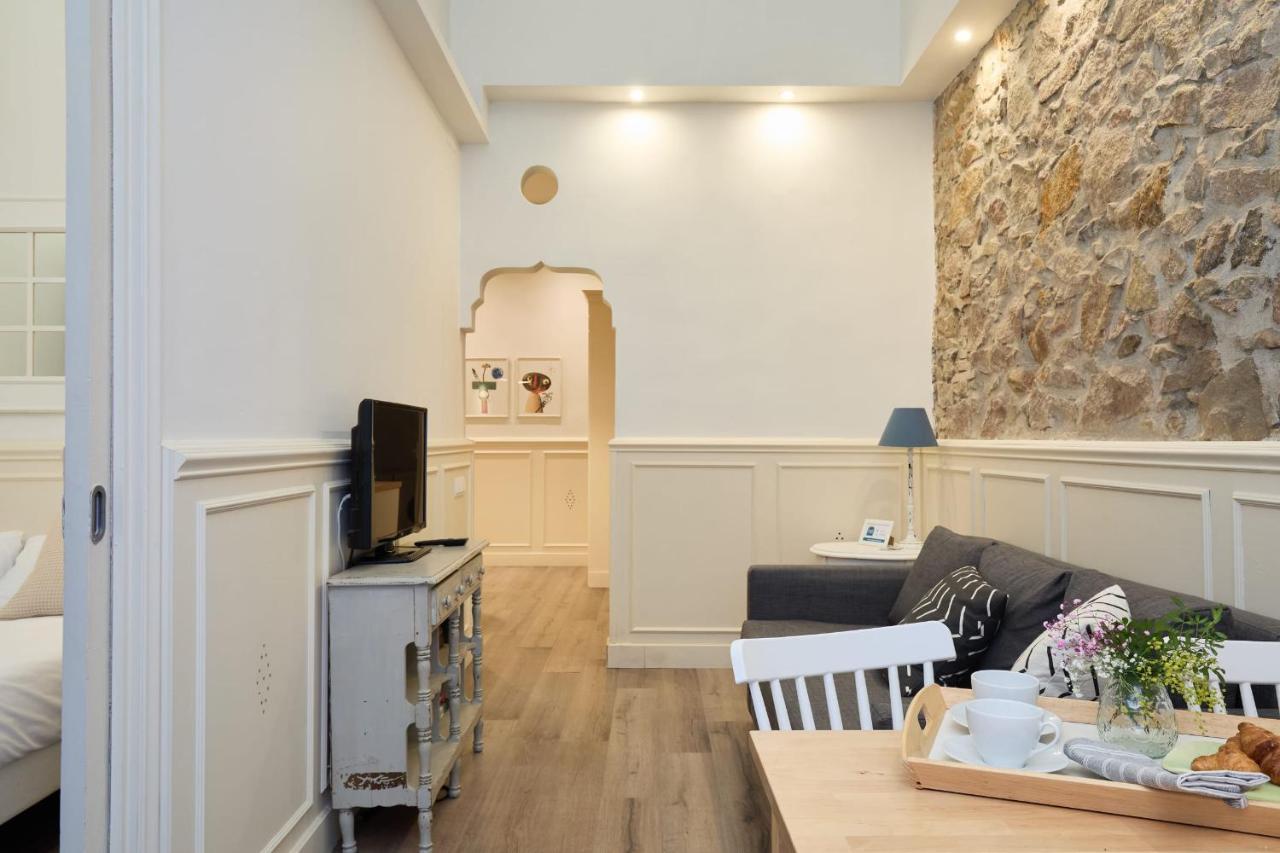 Апартаменты Casa Cosi - Patio 2 Барселона Экстерьер фото